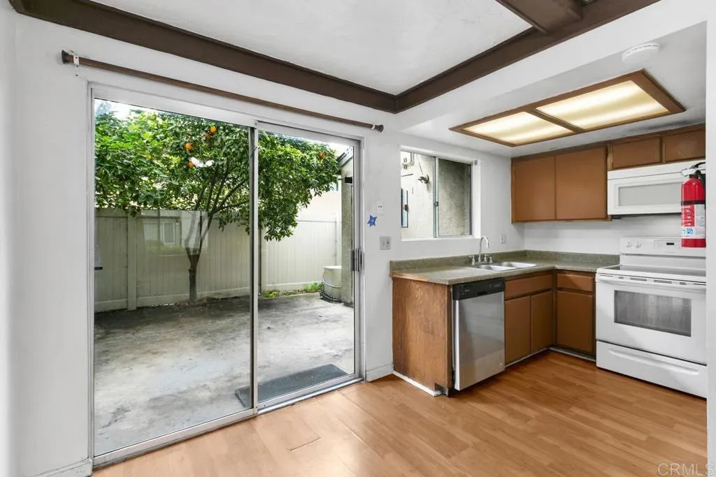 1123 Decker Street Unit: E