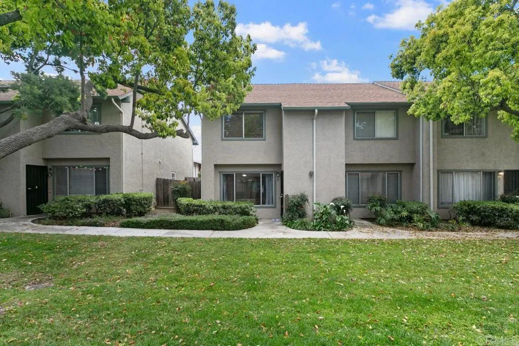 1123 Decker Street Unit: E