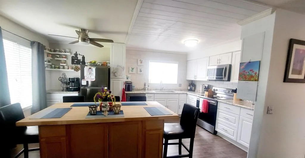 3708 Mount Vernon Avenue