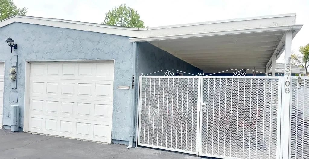 3708 Mount Vernon Avenue