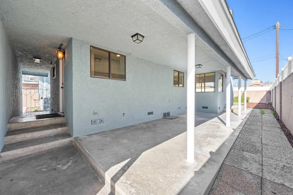 10401 Felson Street