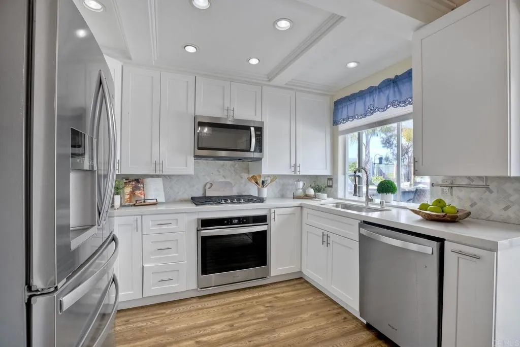 1377 Crestview Drive