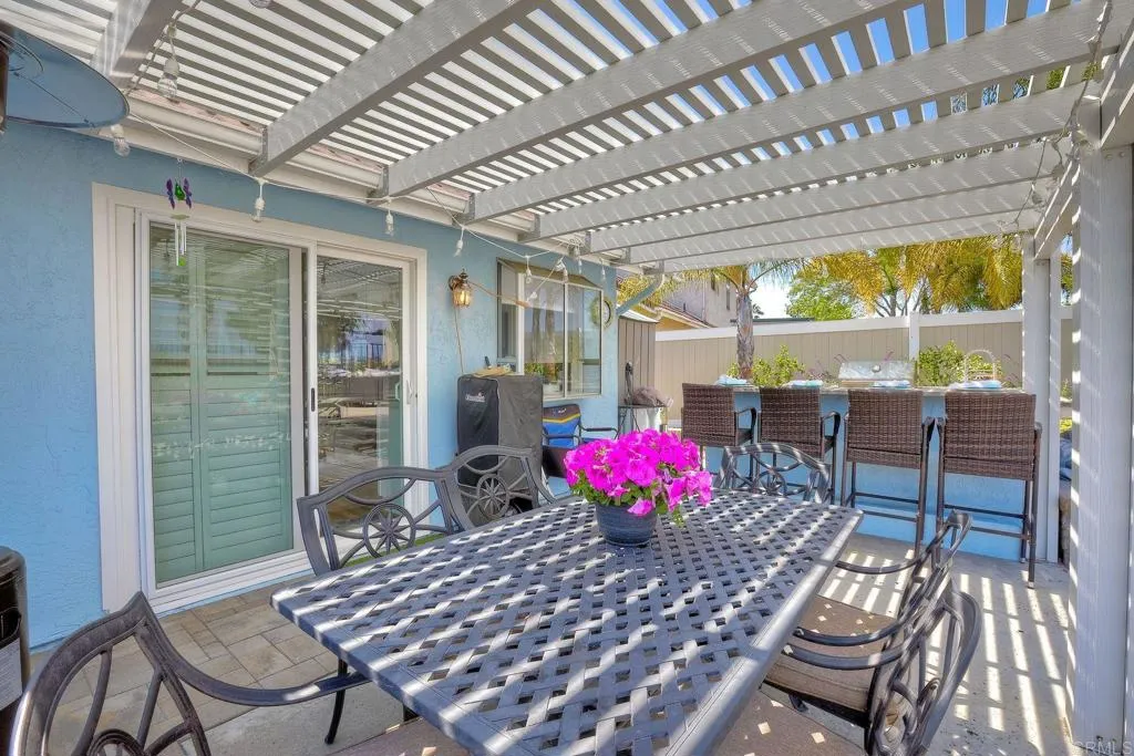 1377 Crestview Drive