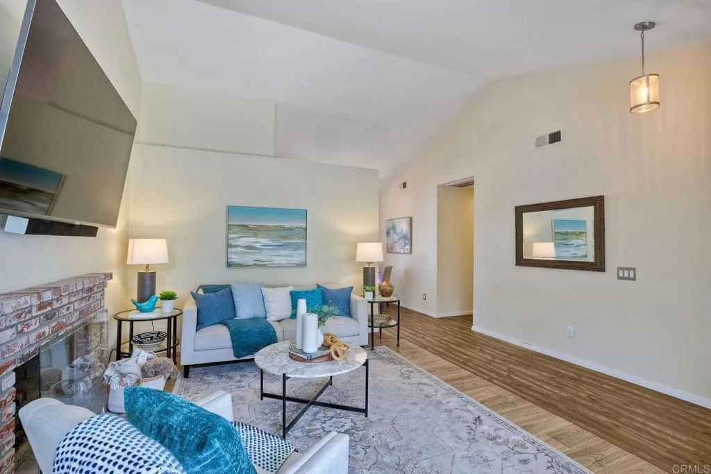 1377 Crestview Drive