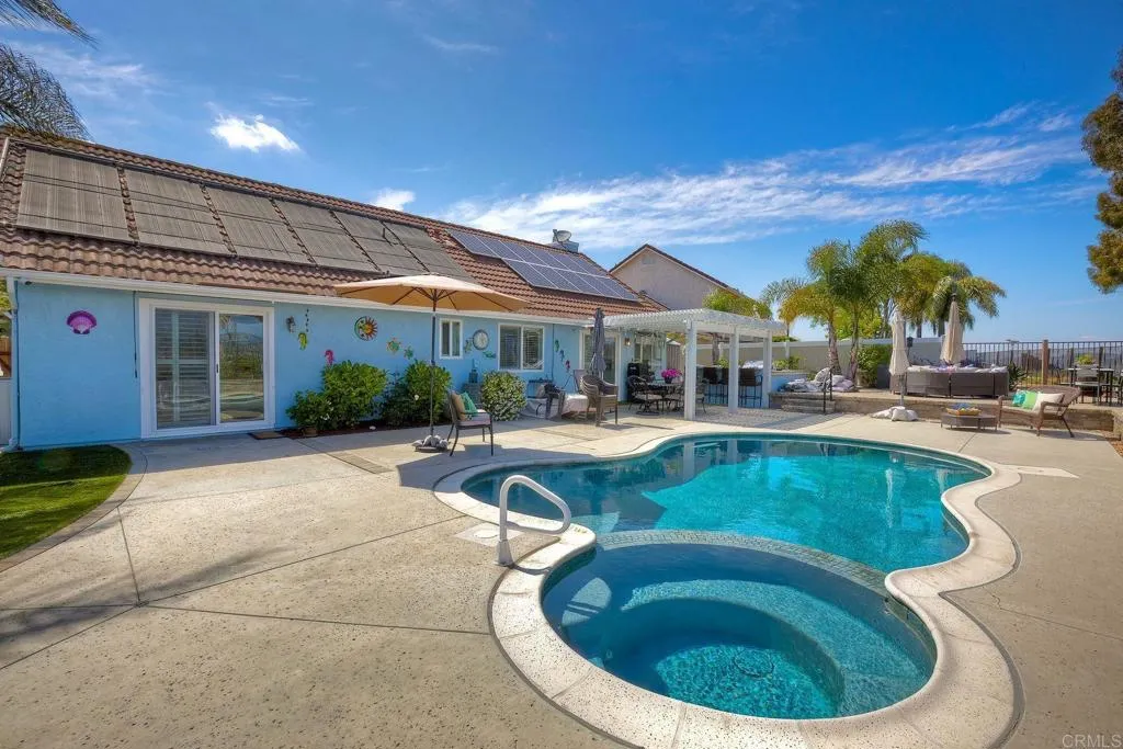 1377 Crestview Drive