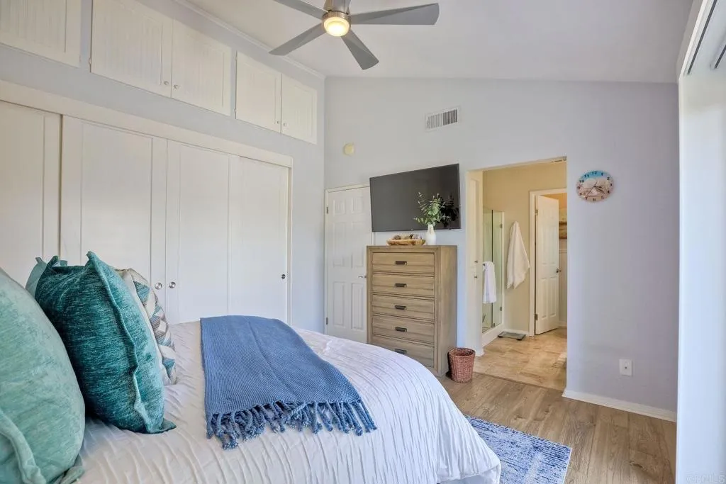 1377 Crestview Drive