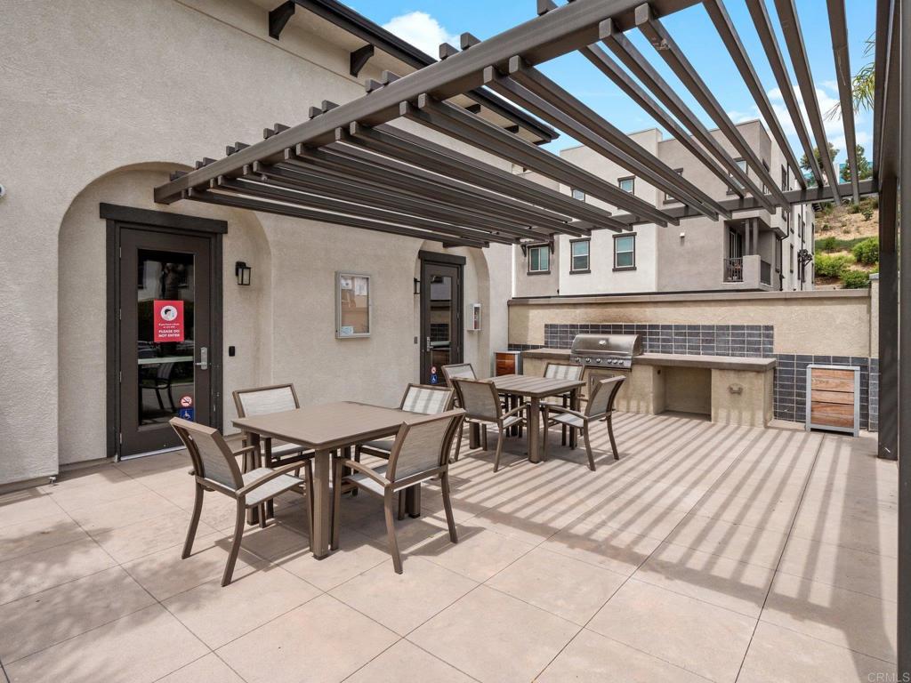 2223 Solara Lane