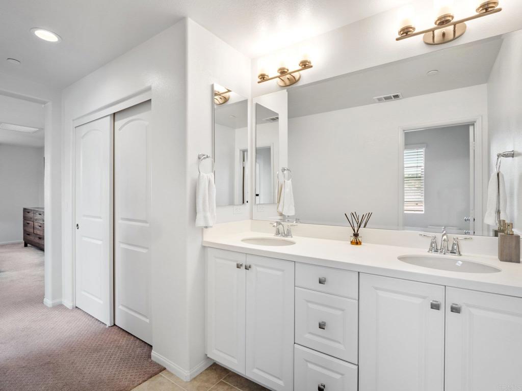 2223 Solara Lane