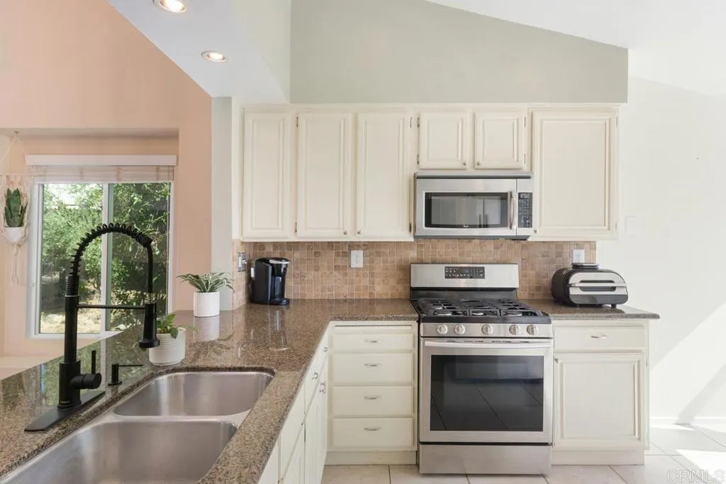 41183 Cardinal Flower Drive