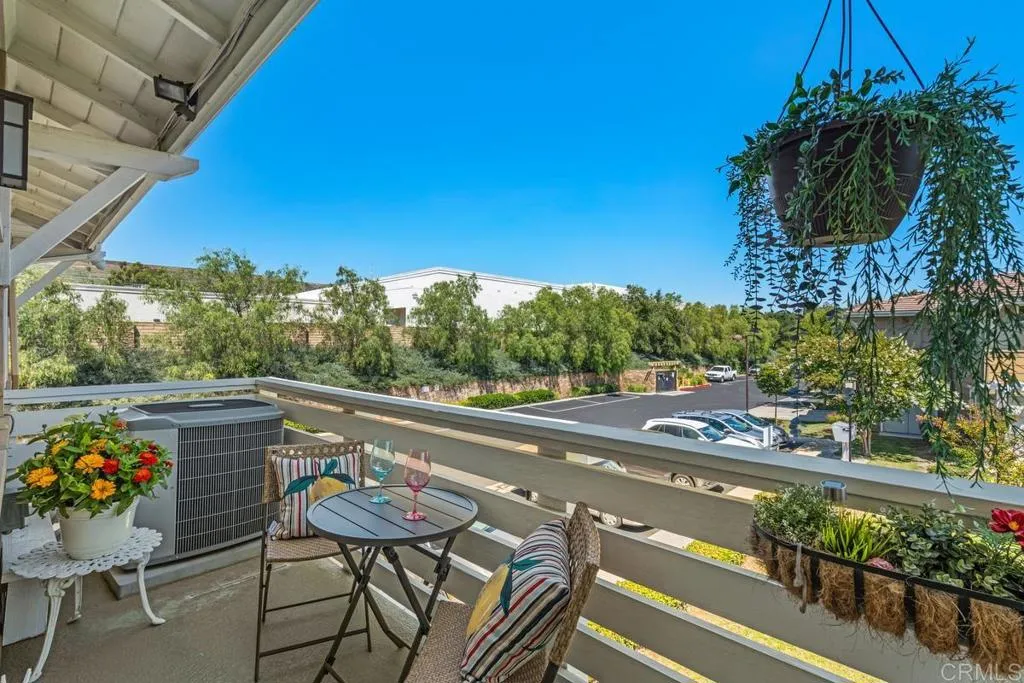 715 Francesca Drive # 206