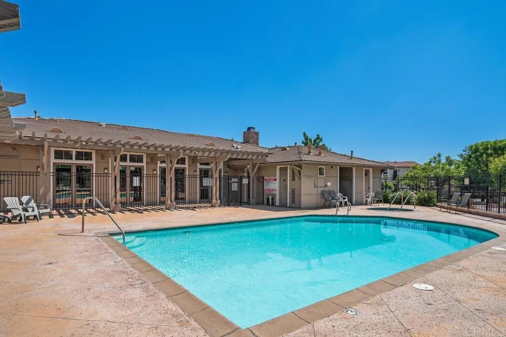 715 Francesca Drive # 206