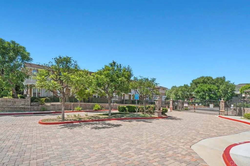 715 Francesca Drive # 206