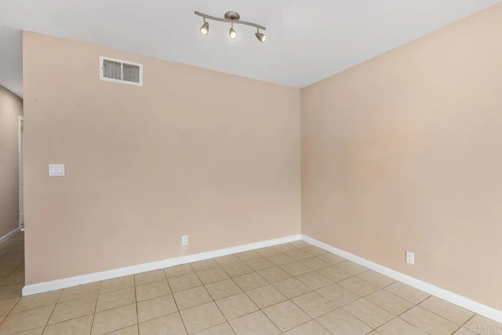 2899 College Boulevard