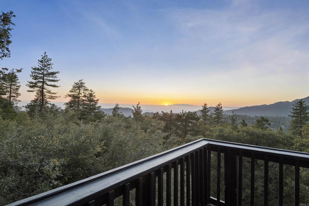 53025 Woodpecker Way