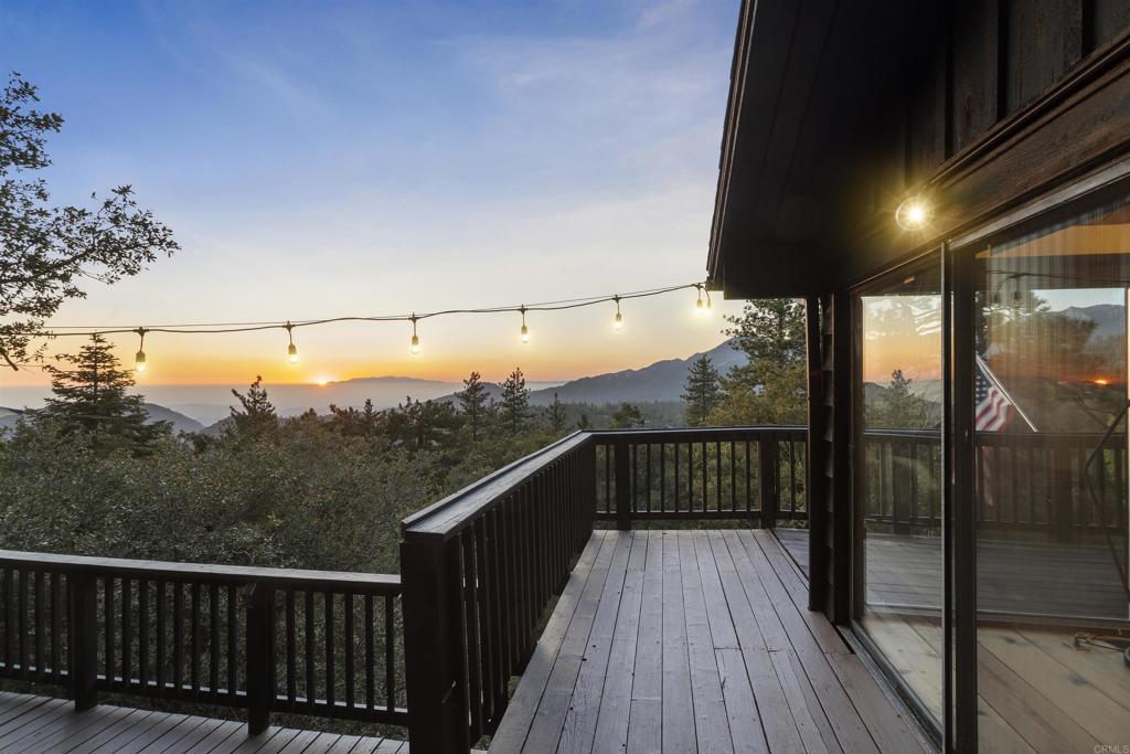 53025 Woodpecker Way