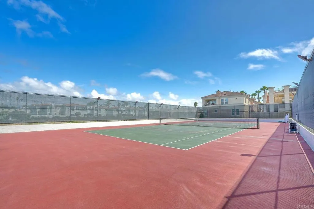 910 N Pacific Street # 11