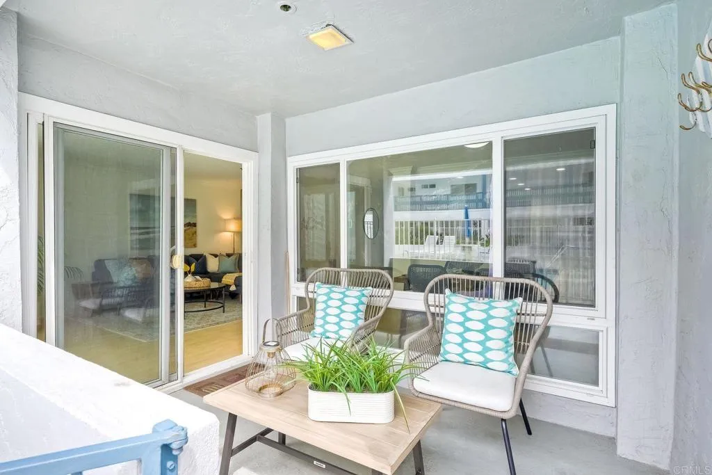 910 N Pacific Street # 11