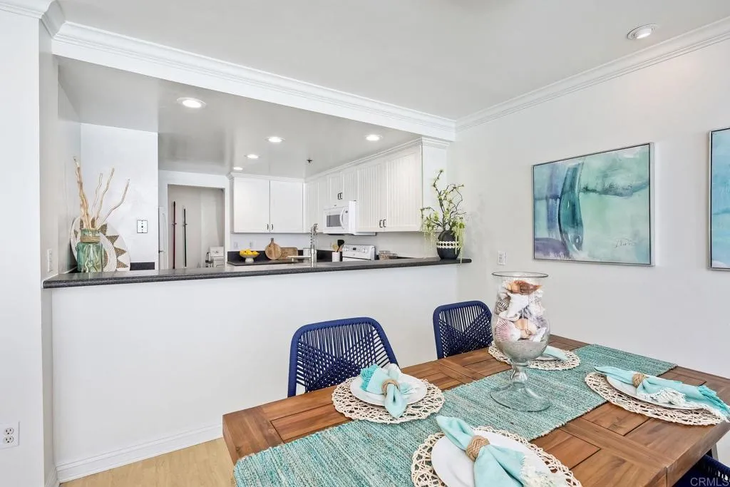 910 N Pacific Street # 11