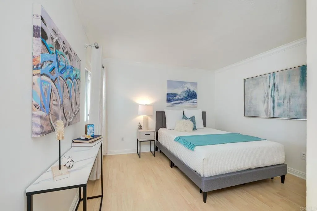 910 N Pacific Street # 11