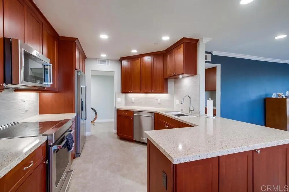 3939 Illinois Street # 4G