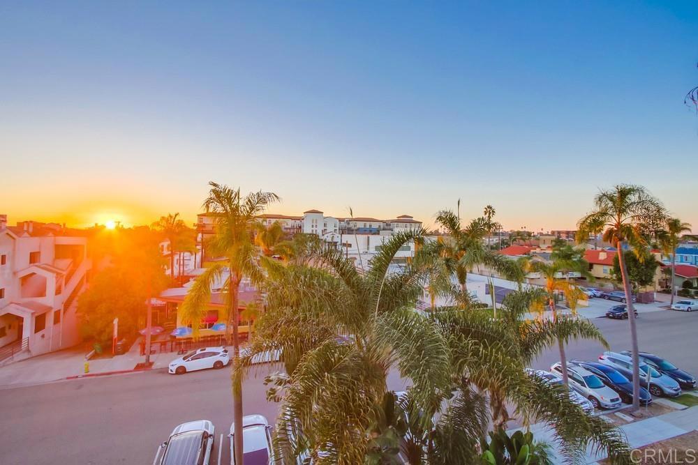 3939 Illinois Street 4G