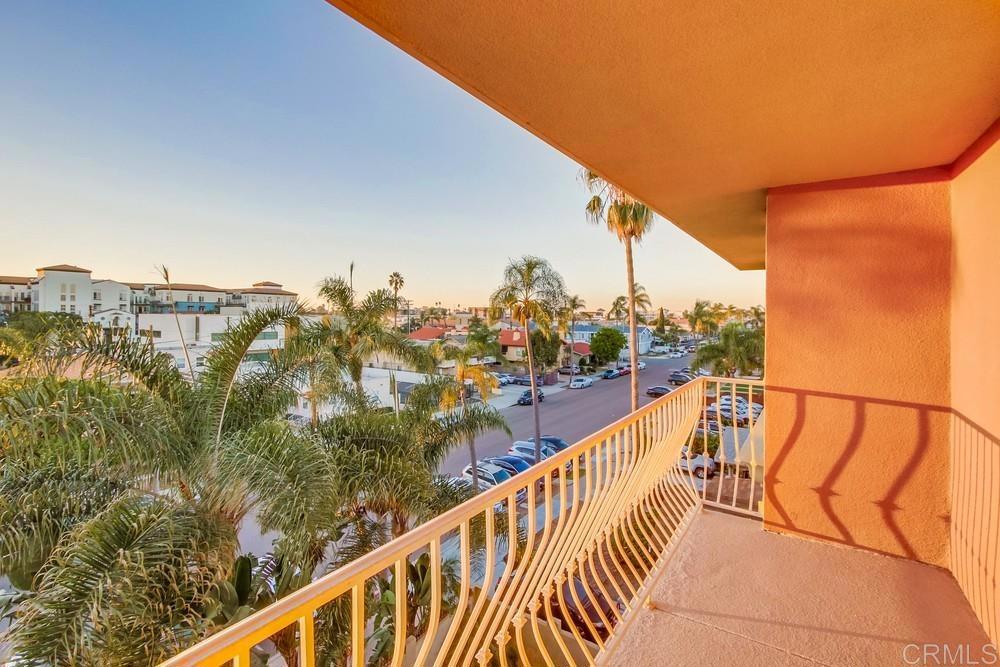 3939 Illinois Street 4G