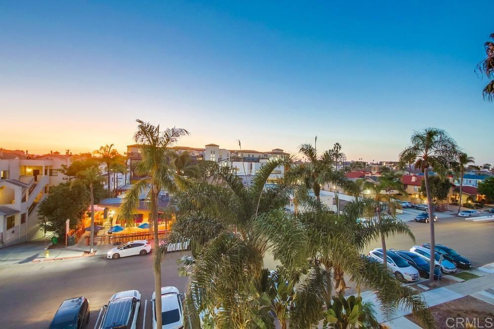 3939 Illinois Street 4G