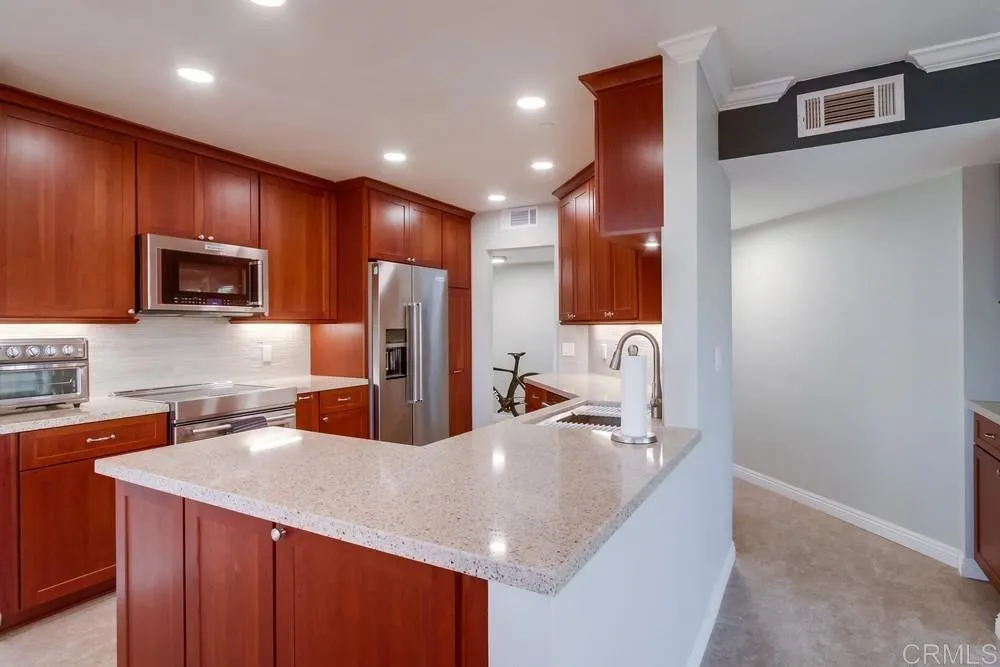 3939 Illinois Street # 4G