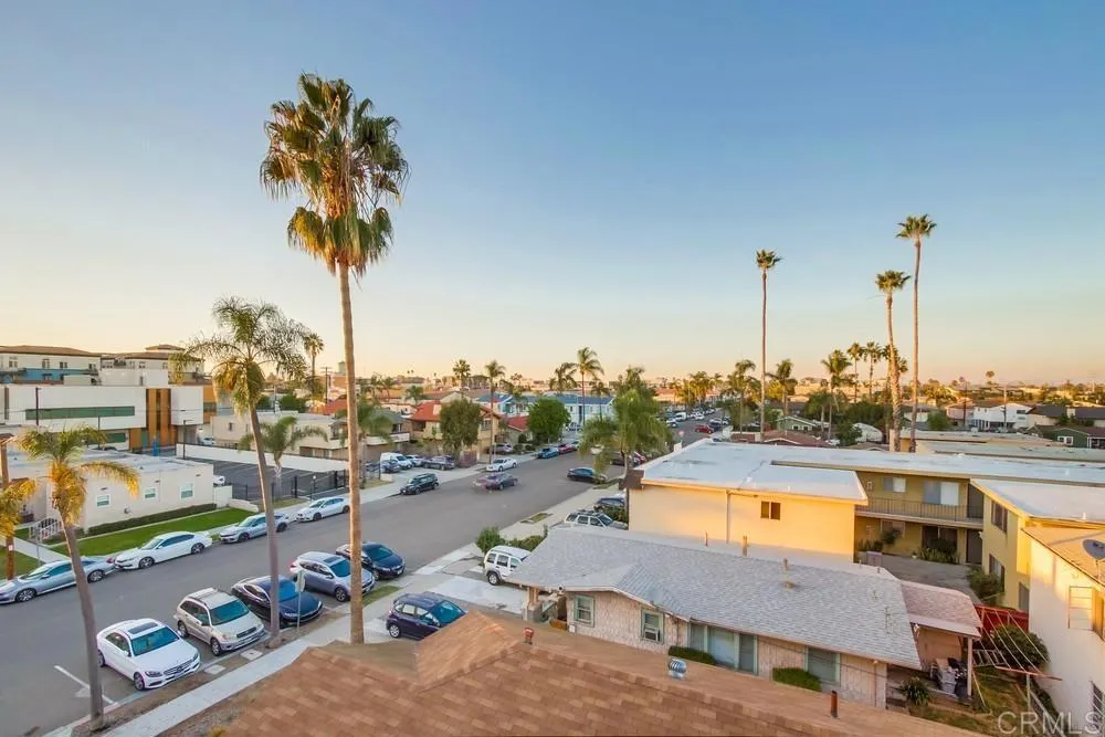 3939 Illinois Street # 4G