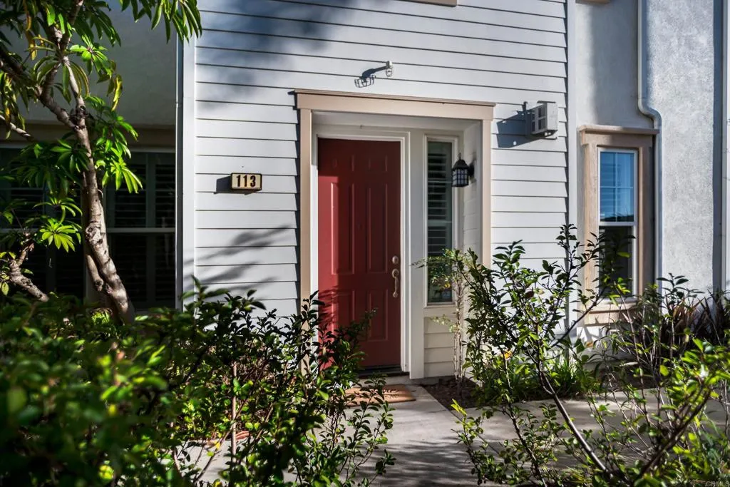 755 Harbor Cliff Way # 113