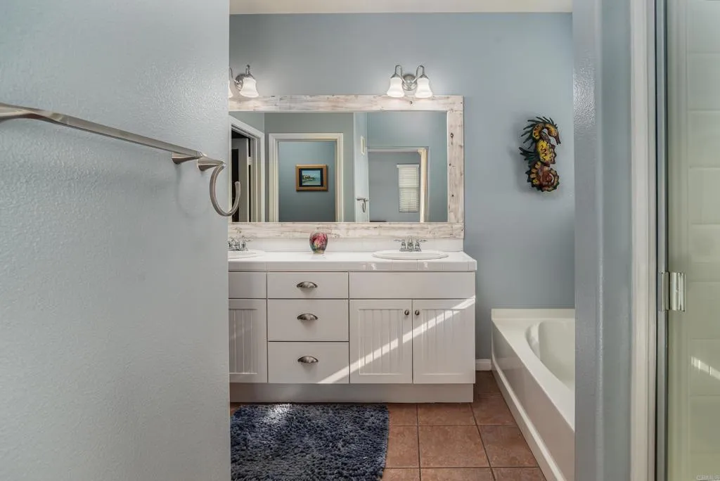 755 Harbor Cliff Way # 113