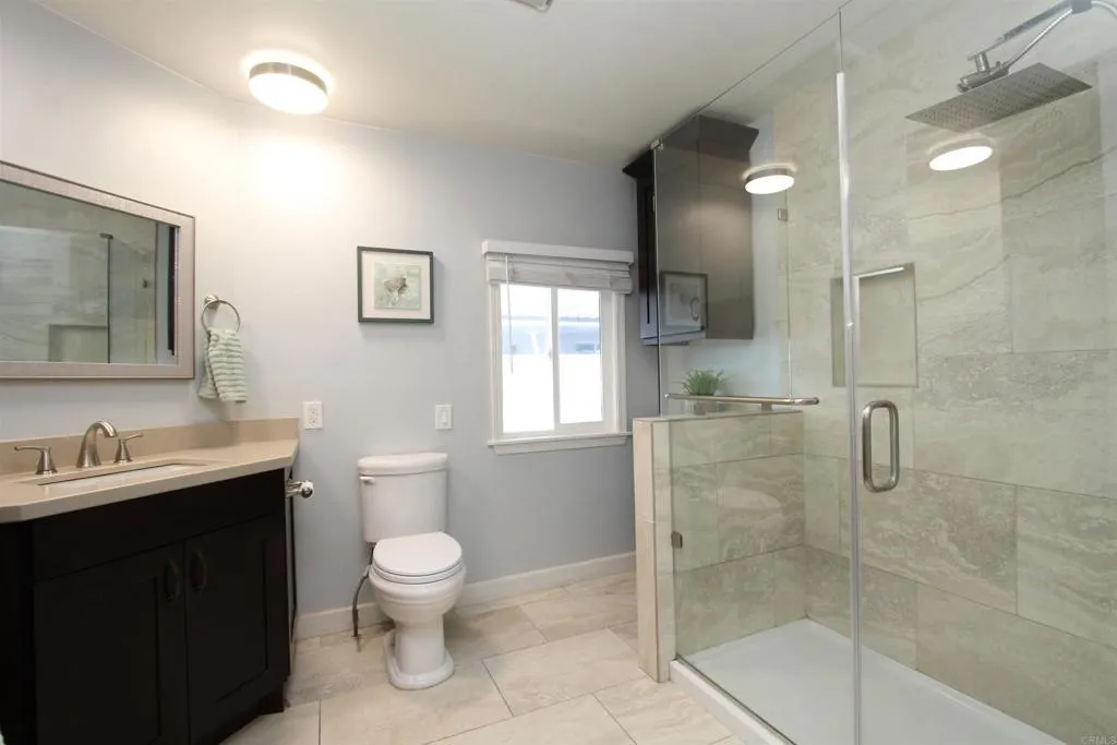 3535 Linda Vista # 4