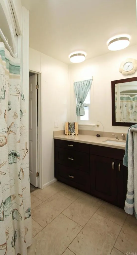3535 Linda Vista # 4