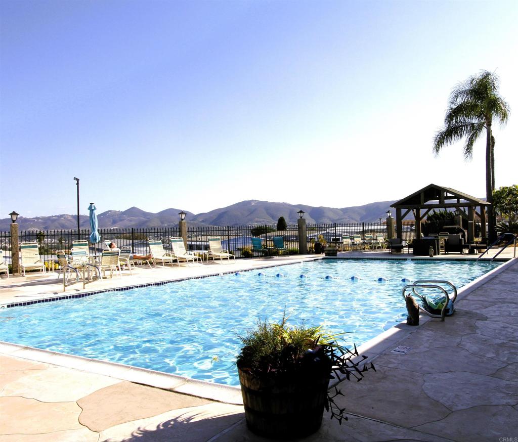 3535 Linda Vista Drive 4