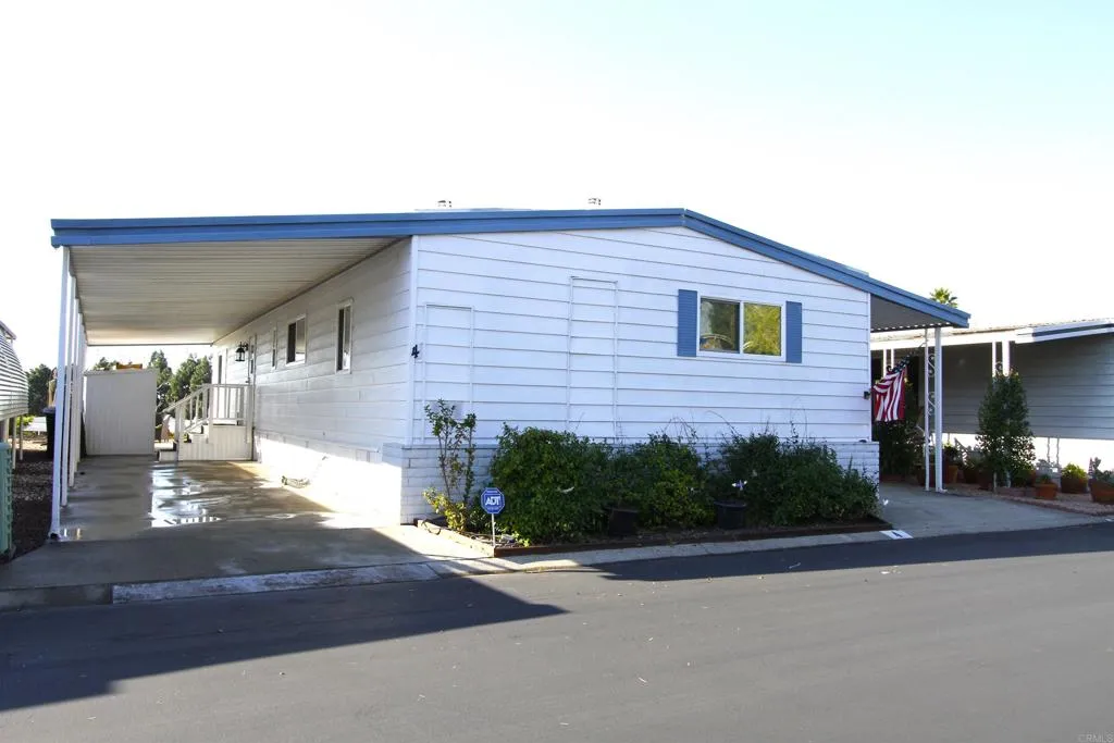 3535 Linda Vista # 4