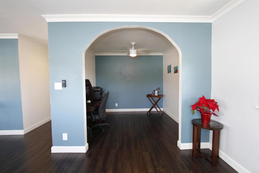 3535 Linda Vista Drive 4