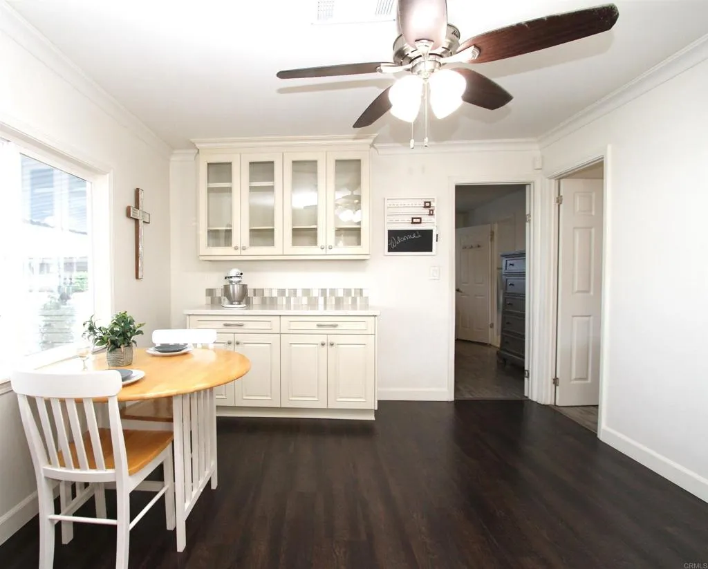 3535 Linda Vista # 4