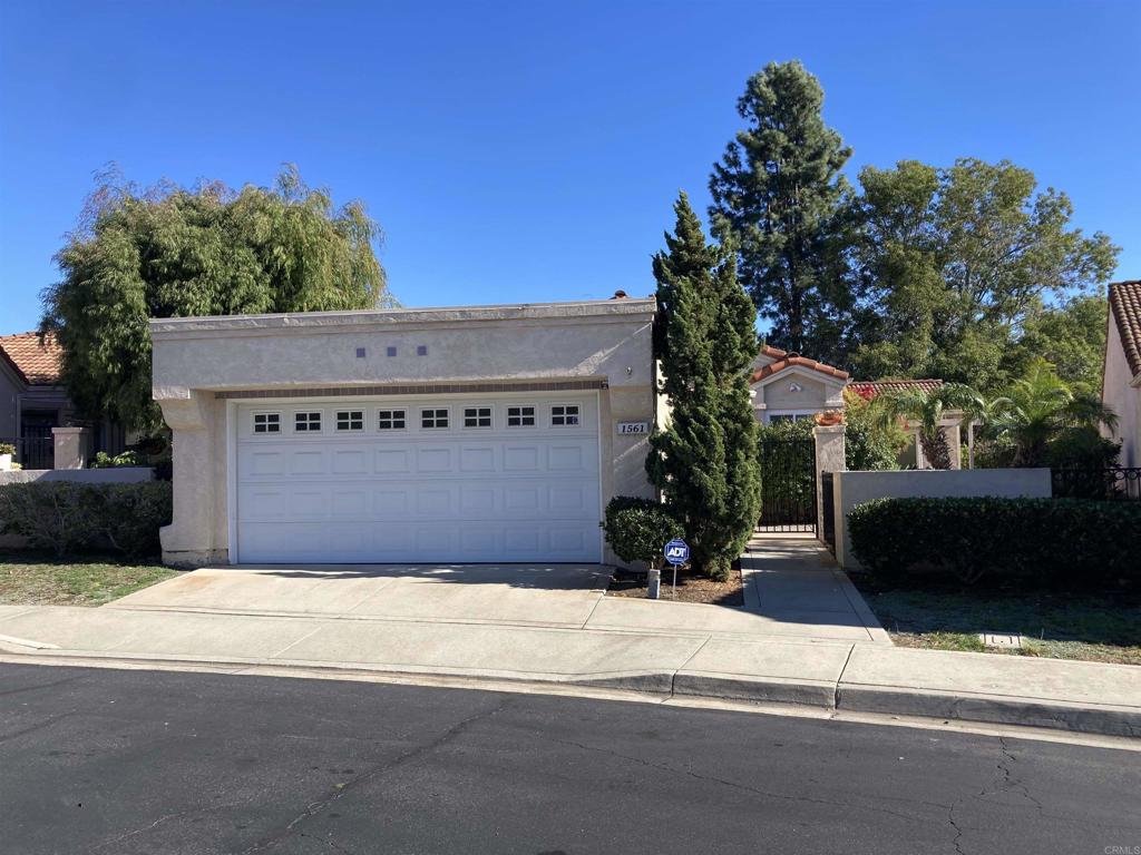 1561 El Paseo Drive