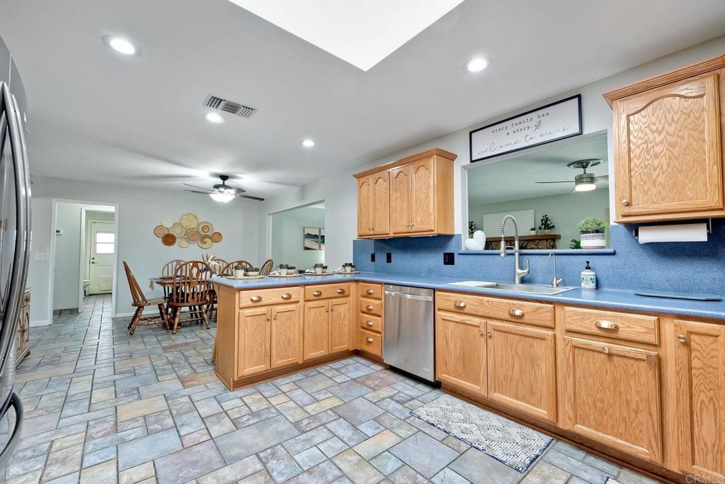 43077 Benjamin Street