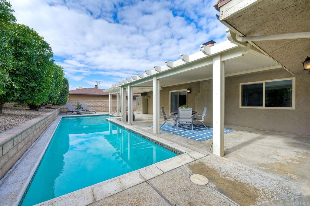 43077 Benjamin Street