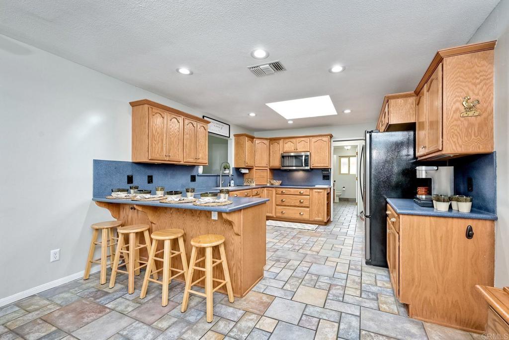 43077 Benjamin Street