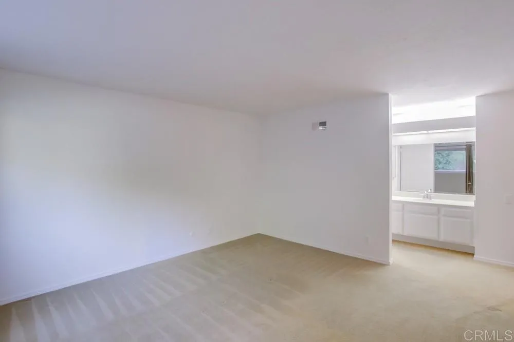 10213 Corte Tierra Baja