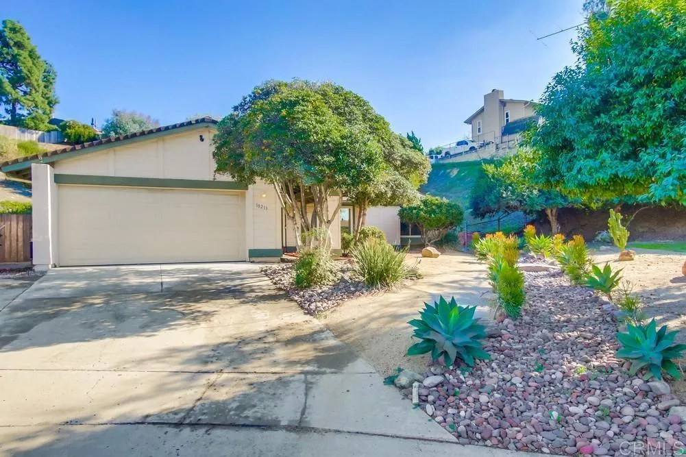 10213 Corte Tierra Baja