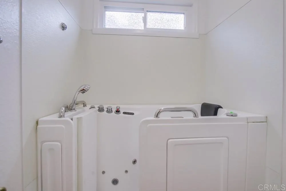 10213 Corte Tierra Baja