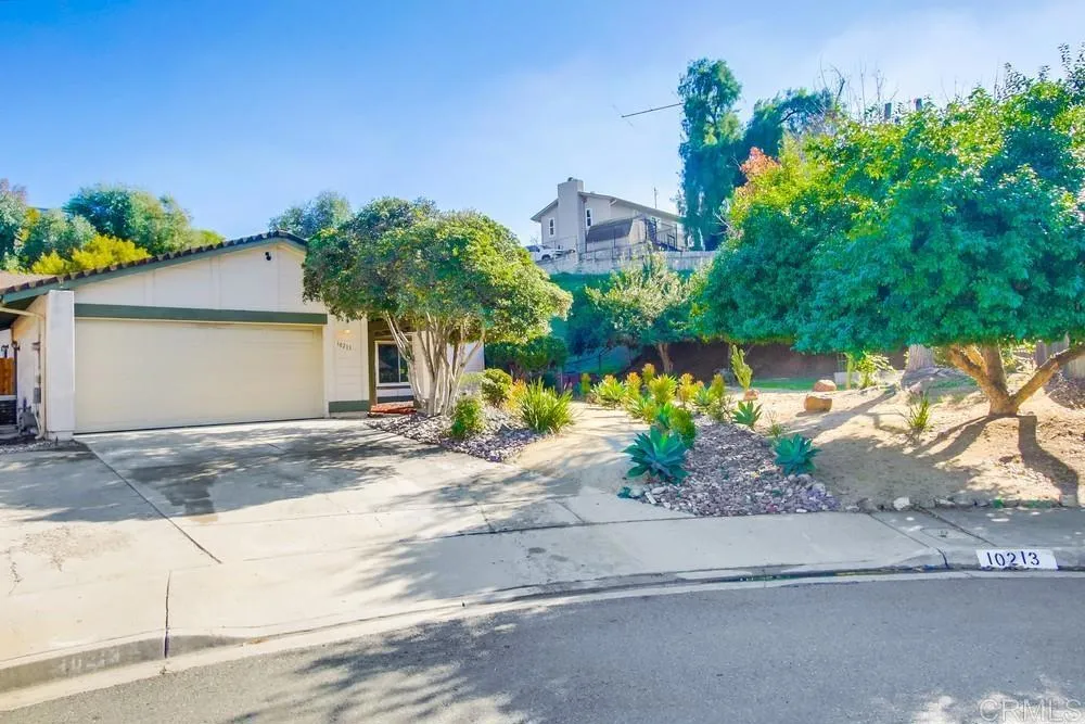 10213 Corte Tierra Baja