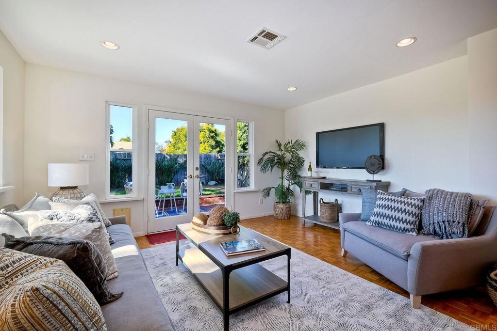 5068 Constitution Rd