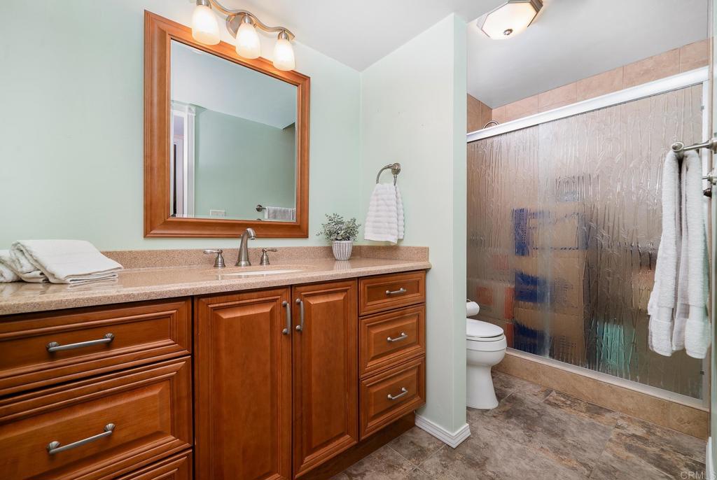 3098 RUE DORLEANS 229