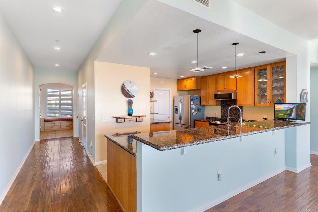 301 Mission Avenue 608