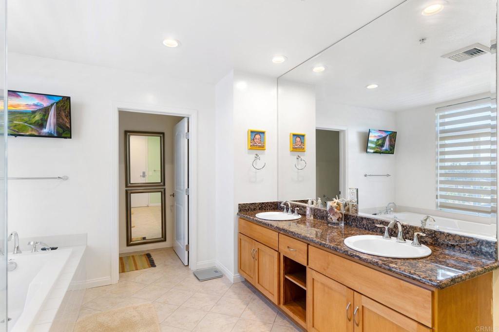 301 Mission Avenue 608