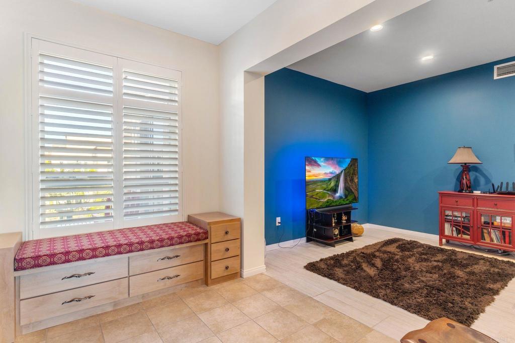 301 Mission Avenue 608